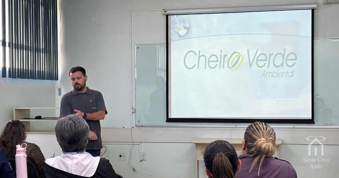 AME Assis participa de palestra sobre Gerenciamento de Resíduos Infectantes